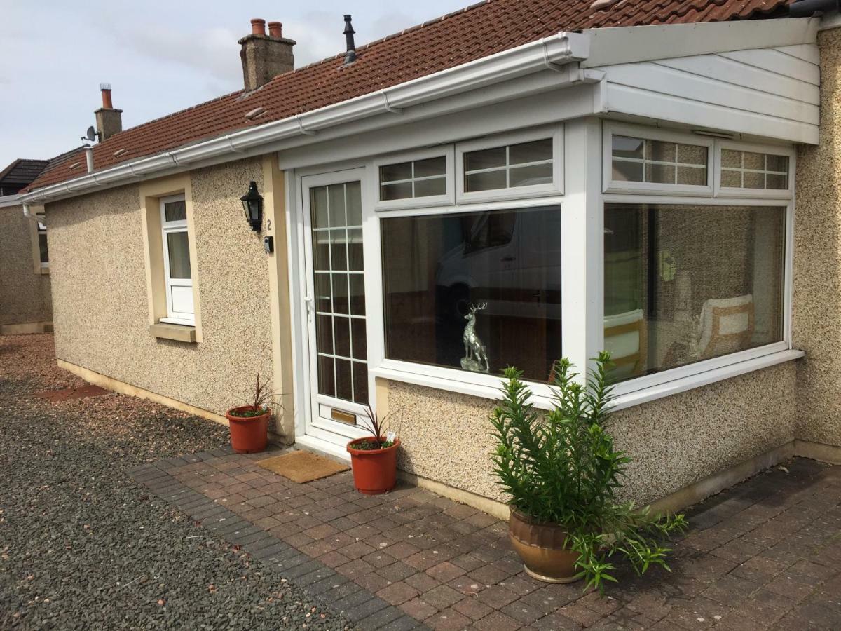 Traditional Scottish Cottage Airdrie Esterno foto