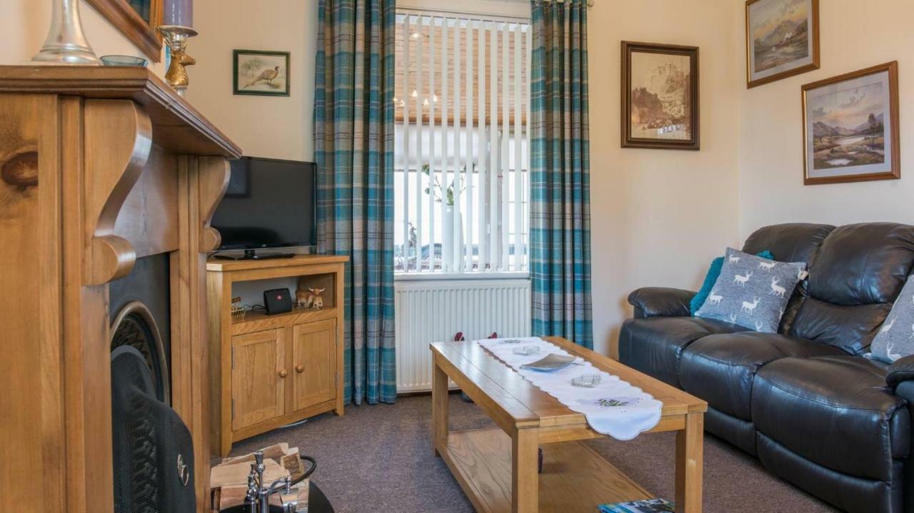 Traditional Scottish Cottage Airdrie Esterno foto